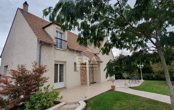 Maison Grisy Suisnes 7 pièce(s) 137 m2