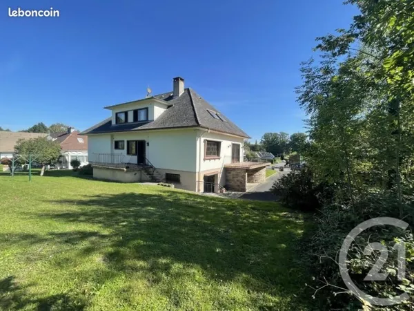 Maison 8 pièces 200 m²