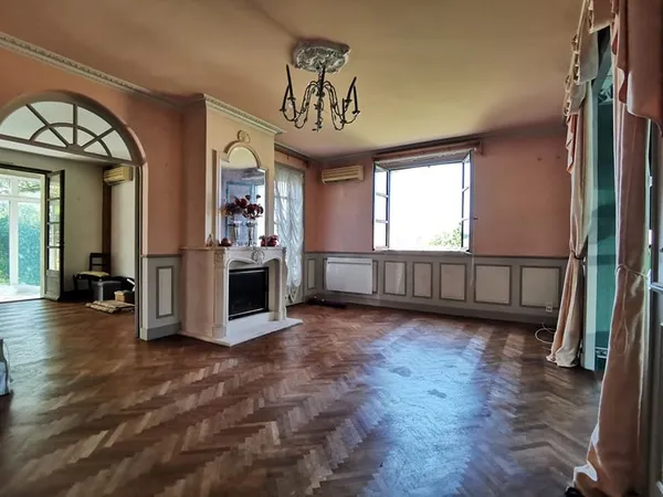 SOUCHE proche commodités Maison indépendante avec joli terrain de 2100 m²