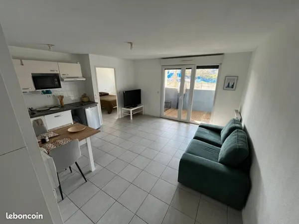 T2 Meublé 40 M2+ Terrasse Bas Cenon