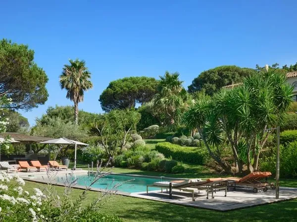 Maison 7 pièces 450 m²