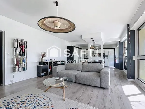 Appartement familial lumineux avec terrasse, à 5 min du tram - Pessac Camponac