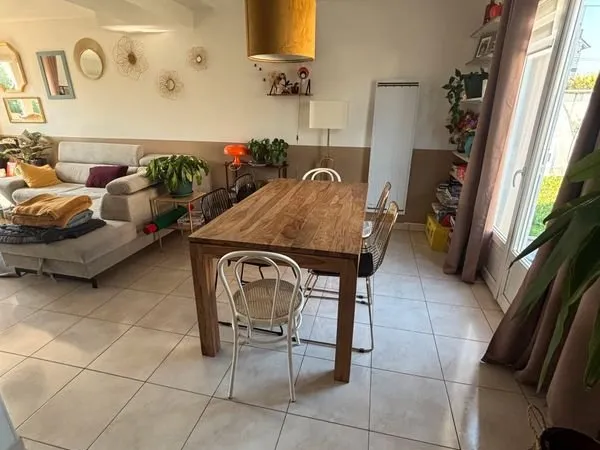 Maison familiale lumineuse avec jardin - prête à vivre