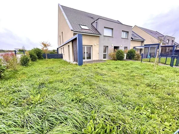 En exclusivité, appt T5 80 m² en rez de jardin, 3 chbres, double