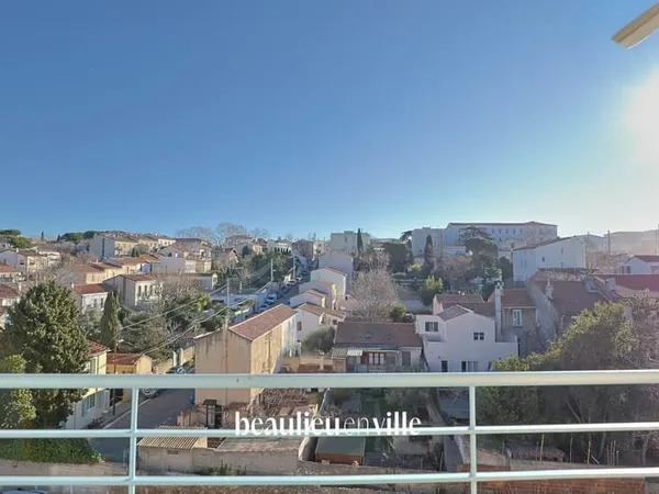 13012 - BAS MONTOLIVET - T3- DERNIER ETAGE- BALCON - 63M2 -