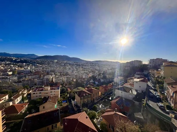 A VENDRE 3P NICE CYRNOS 82m2 terrasse 18m2