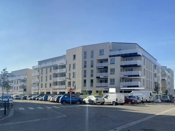 Local commercial 105 m²