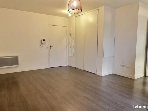 Vente Studio THIAIS