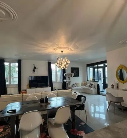 Maison Familiale + studio