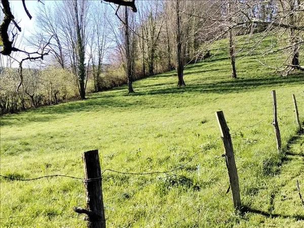 Terrain à bâtir de 0 pièces principales
