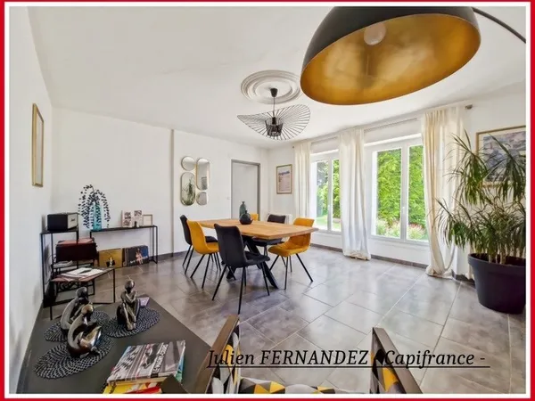 Dpt Vienne (86), à vendre CHATELLERAULT Maison P6 de 146m² - Terrain de 2767m²