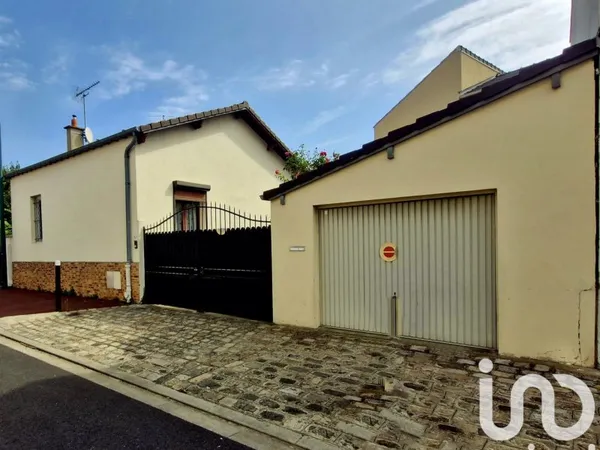 Maison 2 pièces 83 m²