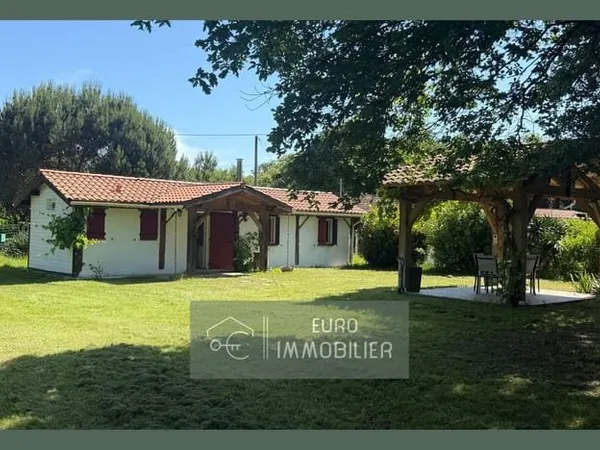 SORE - CHALET - 37M2 - STUDIO - 1500M2 - GARAGE - LANDES (40) -