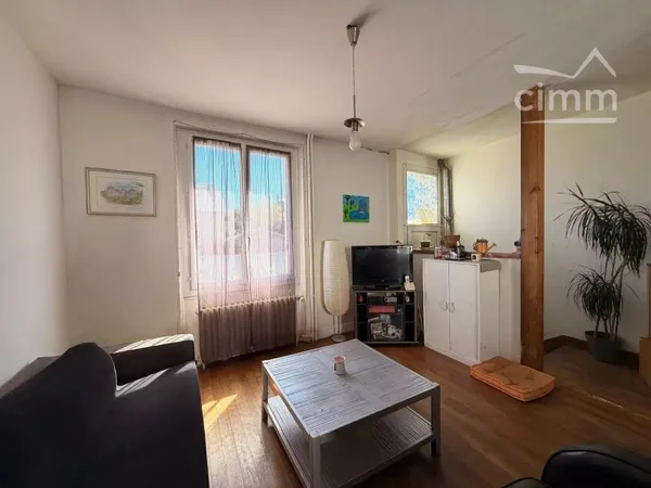 Maison proche gare de Blois de 90,5 m² – 4 chambres – Jardin – Sous-sol
