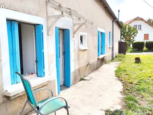 Maison 75 m2 plain-pied avec atelier, petit jardin-terrasse