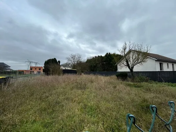 Terrain 472m2 avec liberté de projet