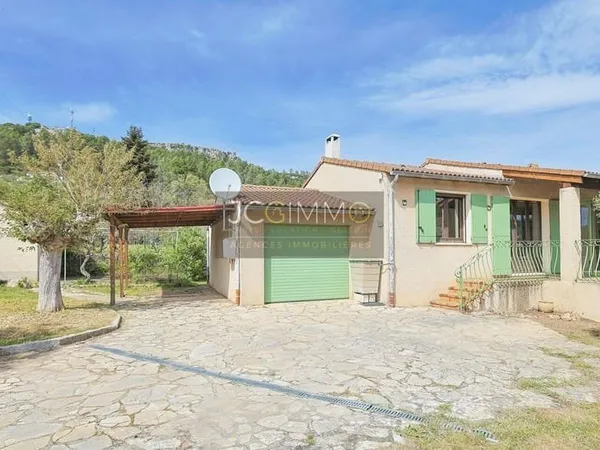 Maison de plain-pied 3 pièces 75 m²