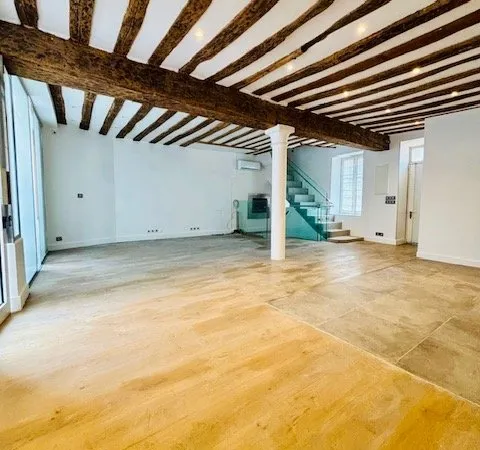 Loue local commercial 81m²