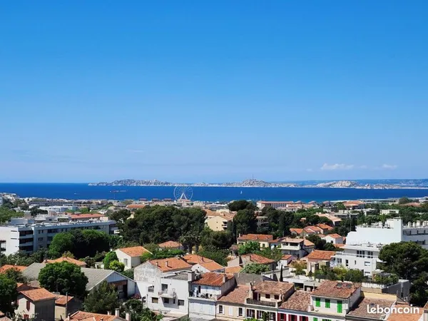 Marseille 13009 - T3 70,5 m² - 10ème étage - Vue mer & montagne + PARKING - Proche commerces & école