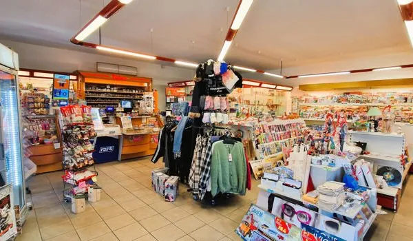 Local commercial 80 m²