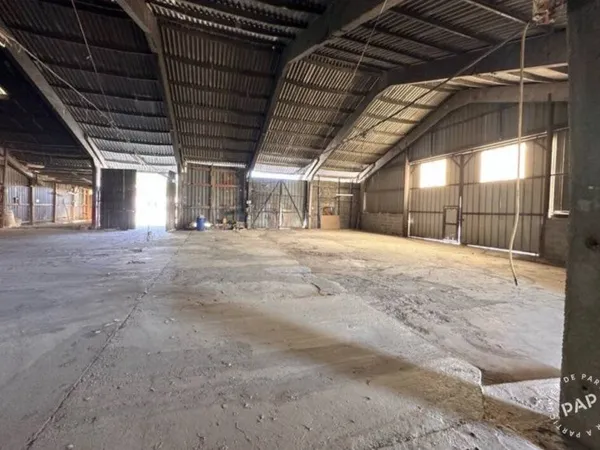 Terrain 4776 m²