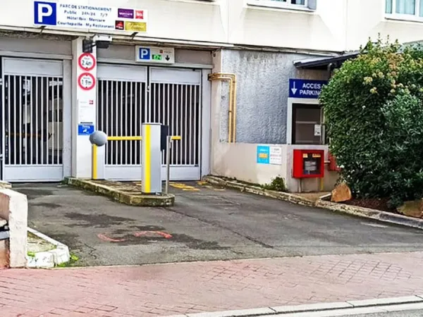 Parking 12 m²