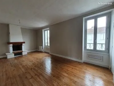 Saint Rambert d'Albon (26140) près de la gare, joli T2 de 58m2 entièrement rénové