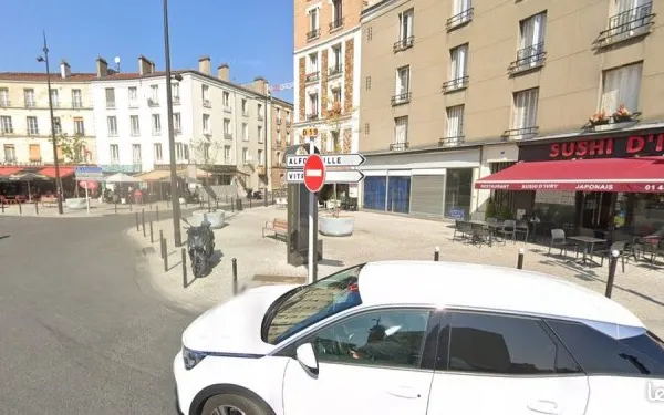 Local 64 m² Ivry-sur-Seine