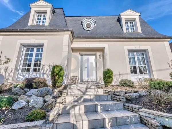 Maison 6 pièces 160 m²