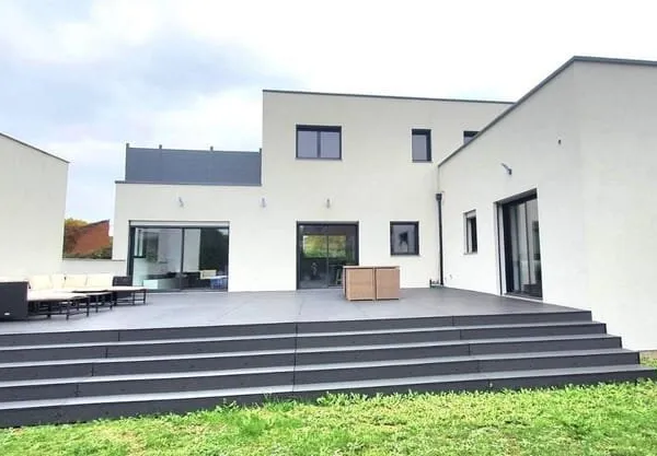 Maison 6 pièces 136 m²