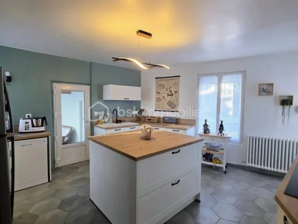 Maison 6 pièces 190 m²