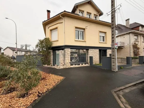 LOCAL COMMERCIAL à louer