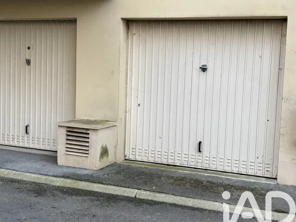 Stationnement Vente Compiègne   11000€