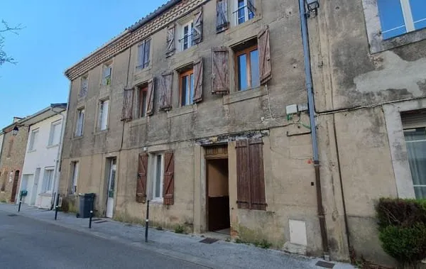 Bâtiment 200 m²