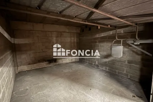 Box de stockage 23 m²