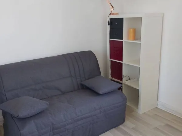 Studio 1 pièce 17 m²