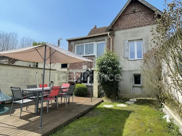 MAISON INDIVIDUEL 1 À 2 CHAMBRES