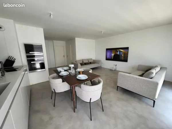 F3 contemporain avec terrasse et jardin de 100 m² - prestations haut de gamme