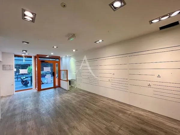 Local 41 m²