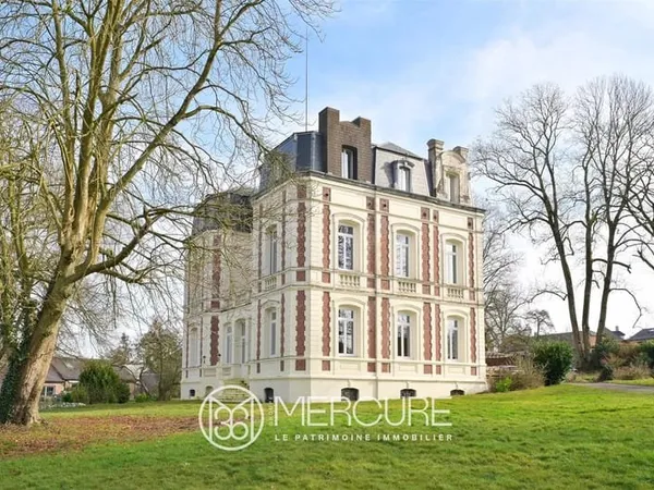 Nord, Très beau château familial au coeur de la Thiérache
