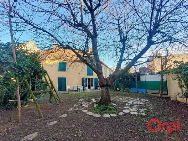 Maison 8 pièces 149 m²