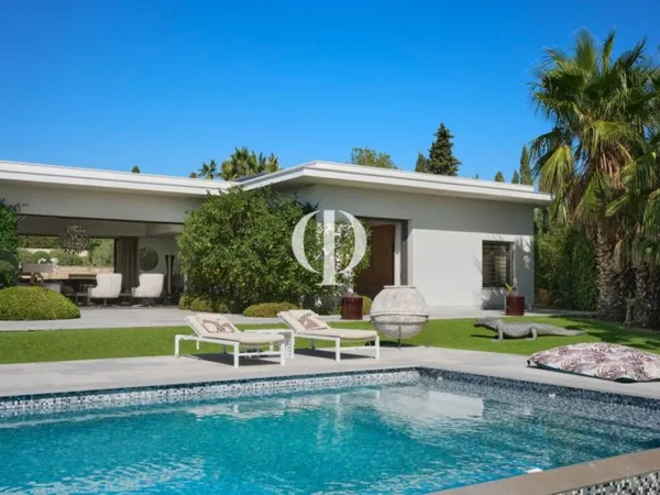 Villa de plain-pied au bord de la mer