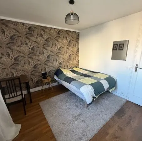 Chambre 1 pièce 13 m²