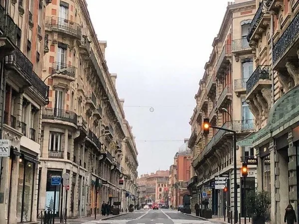 Local commercial 198 m²