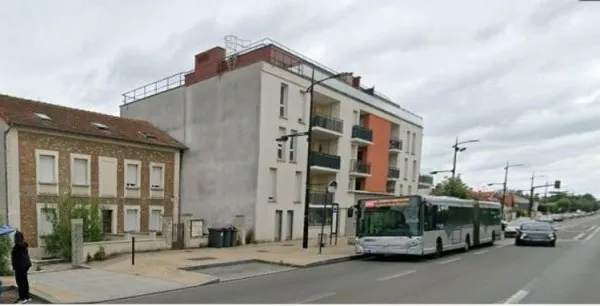 APPARTEMENT AVEC TERRASSE