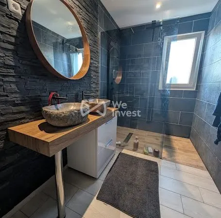 Maison 8 pièces 120 m²