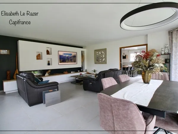 Maison 8 pièces 215 m²