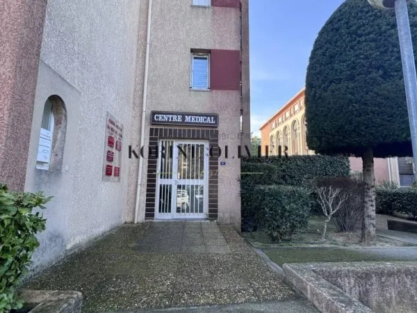 Local professionnel 48 m²