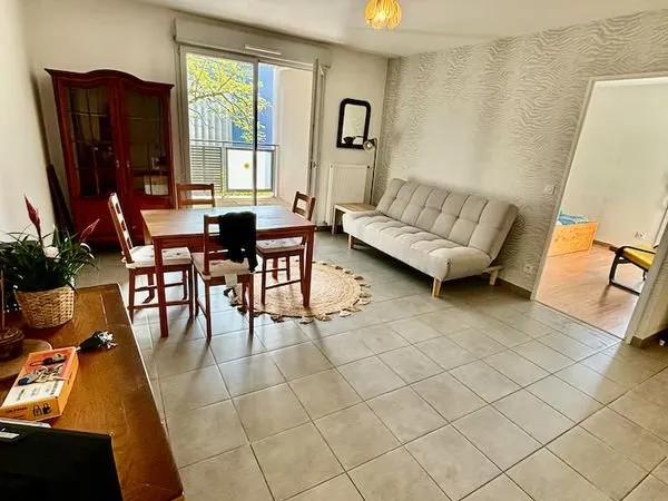 Bel appartement T2-Cité Berliet-Nouveau Carré