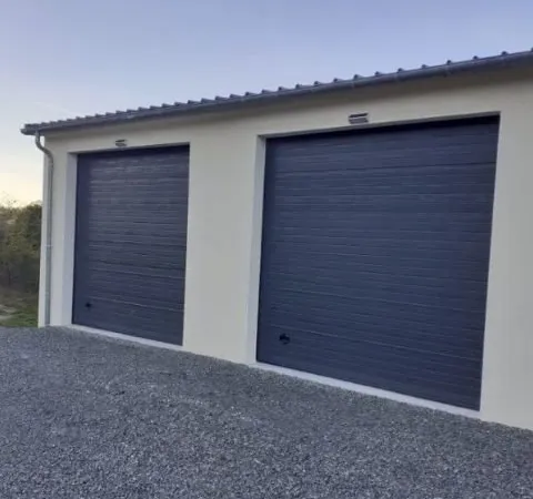 Location grand garage atelier de 32 m²